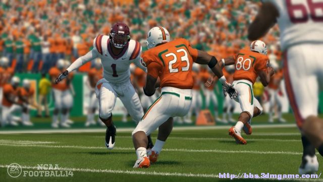 《美国大学橄榄球14》 英文GOD版XBOX360版 游戏截图 3